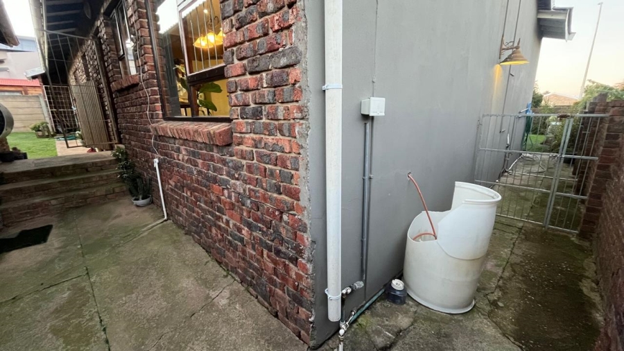 3 Bedroom Property for Sale in Noorsekloof Eastern Cape